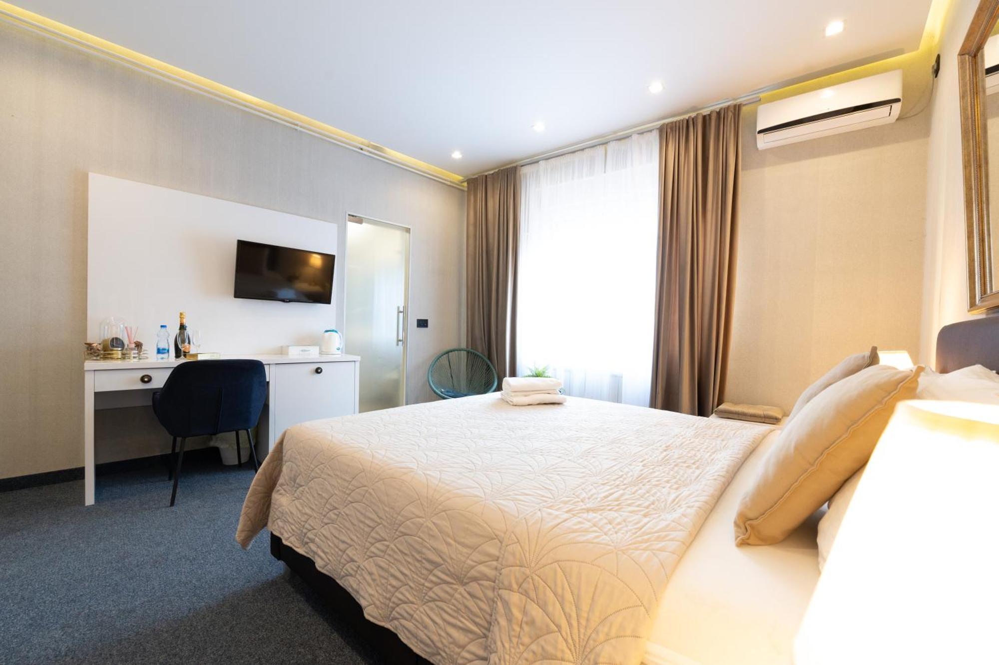 Central Belgrade Apartments Free Parking Belgrado Exterior foto