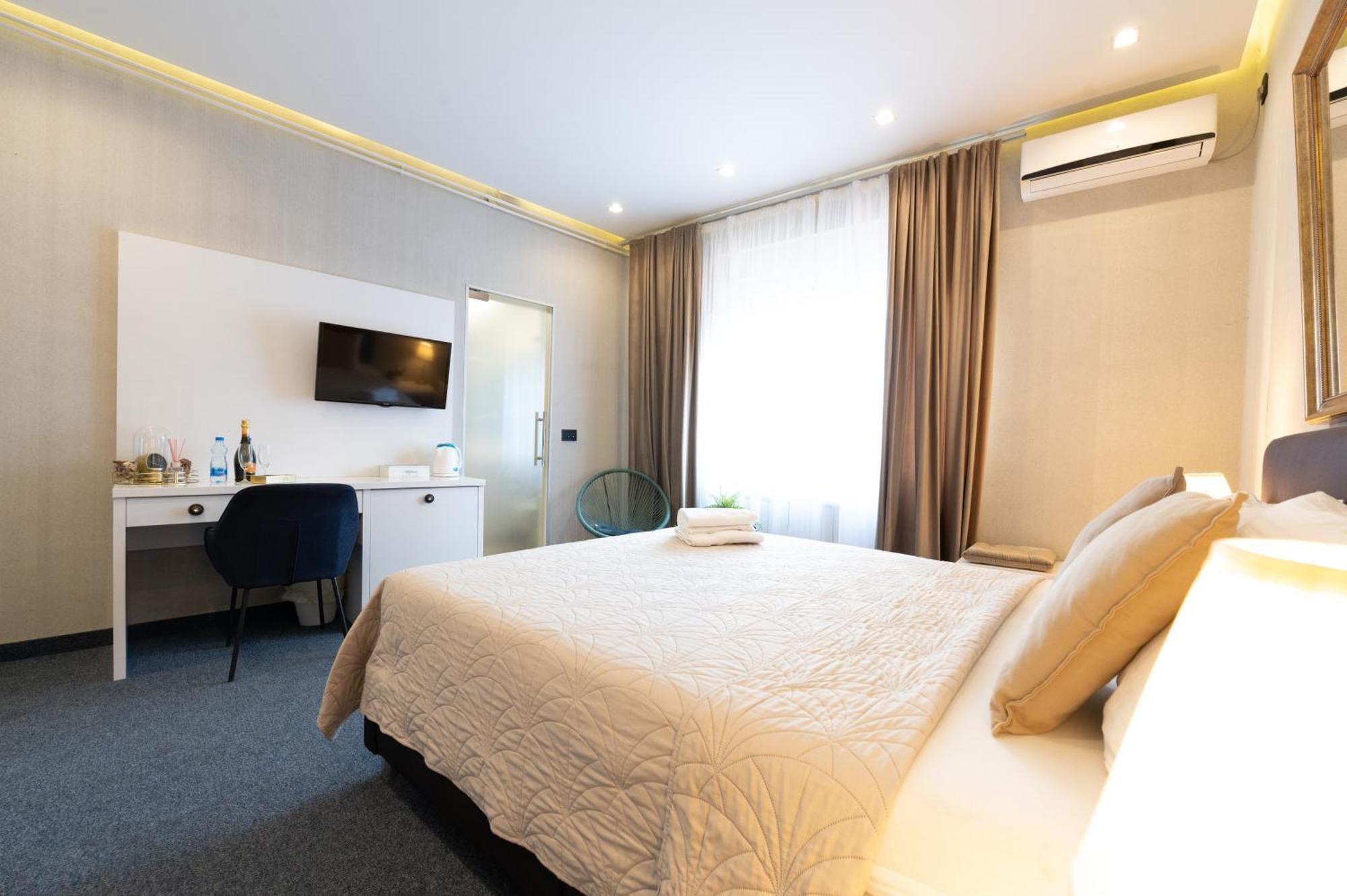 Central Belgrade Apartments Free Parking Belgrado Exterior foto